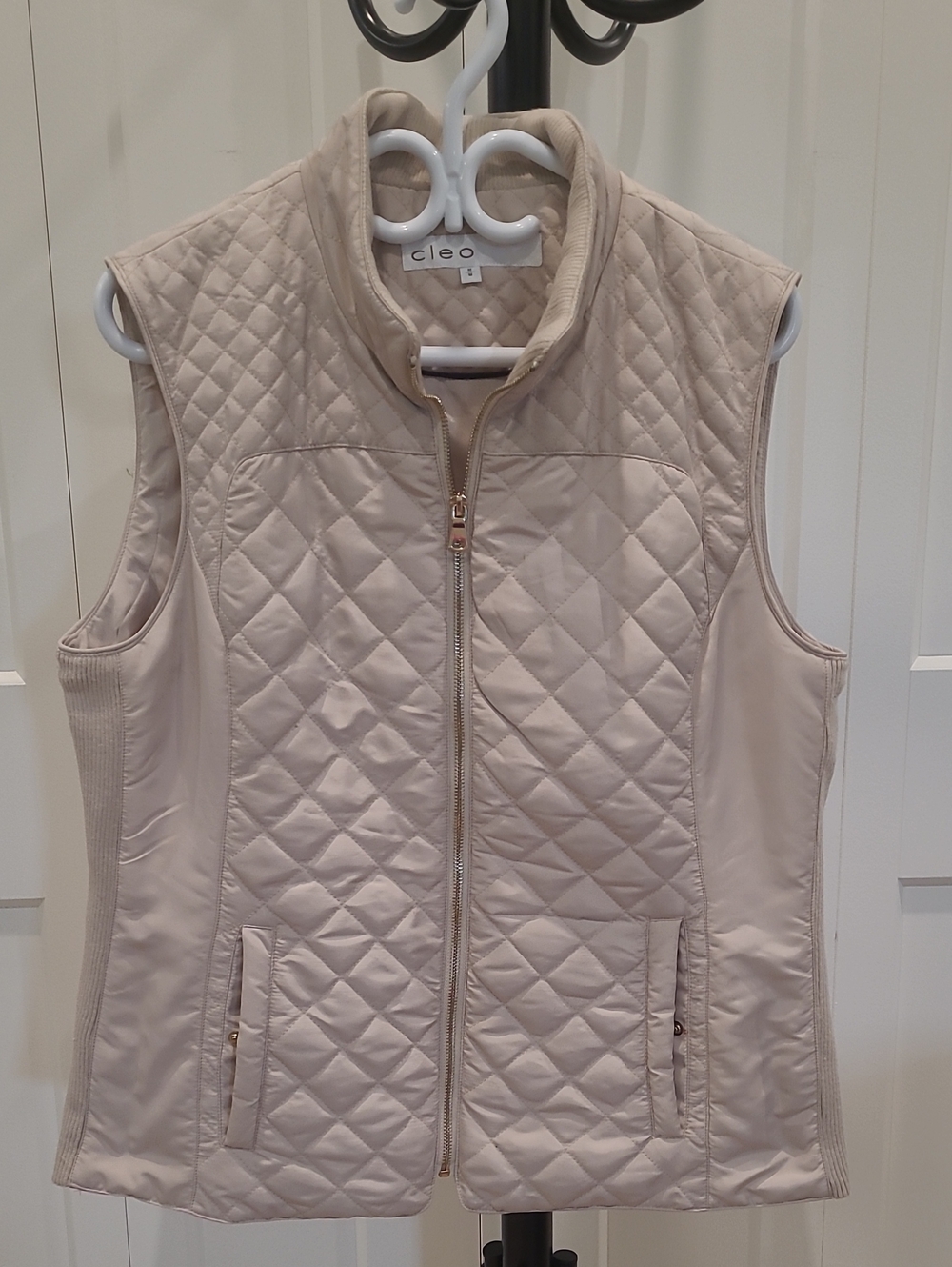 cleo Quilted Sleeveless Vest in Light Beige